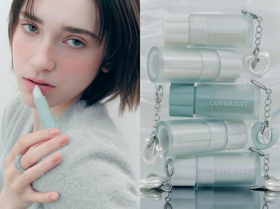 커버낫 뷰티 신상품을 들고있는 모델